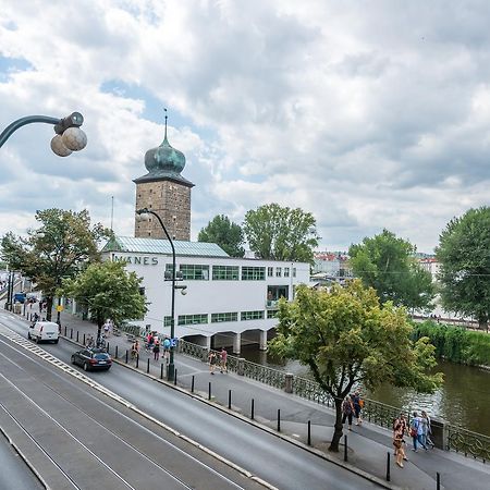 Riverside Apartment With A Balcony Prague Extérieur photo